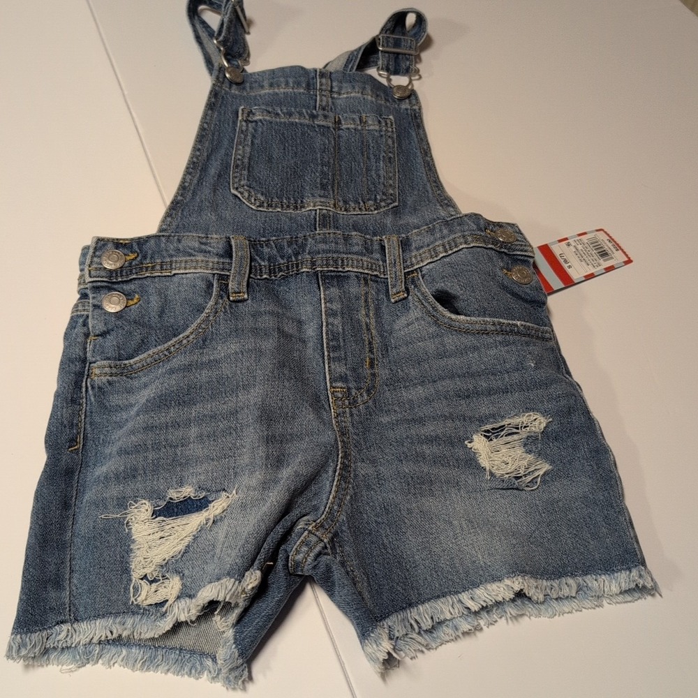 Girls' Destructed Jean Shortalls Cat & Jack Medium‎ Wash Size S 6/7 Distressed